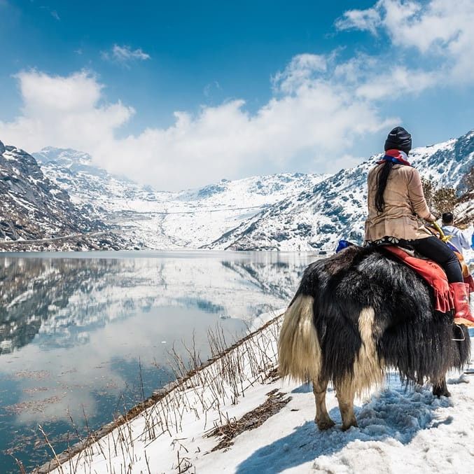 Blissful Himalayas: Gangtok, Pelling & Darjeeling Delight Tour Package